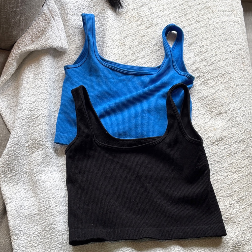 Amazon Blue and Black Crop Tops